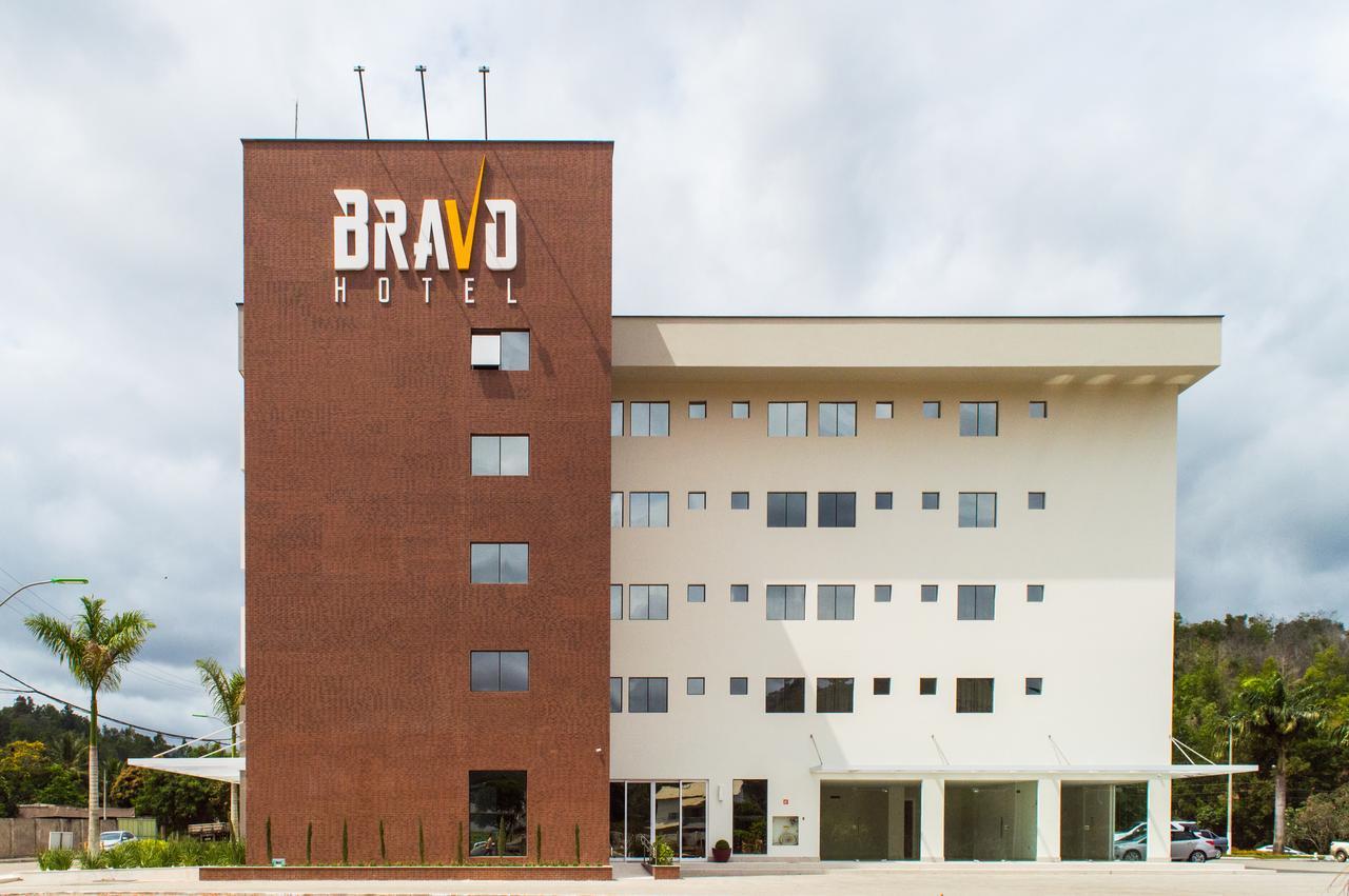 Bravo Hotel Joao Neiva ภายนอก รูปภาพ